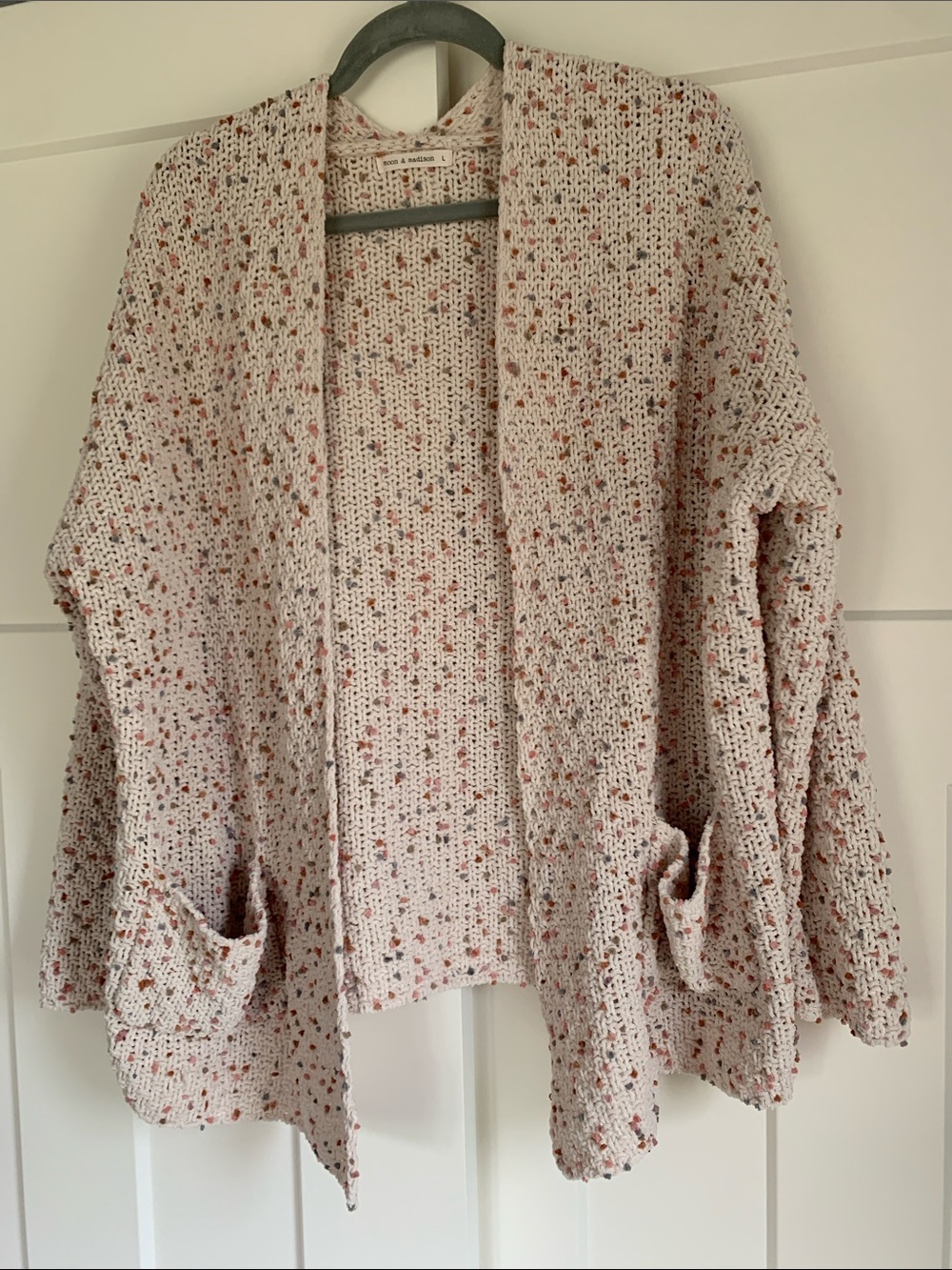 {moon & madison} NEW Cream Speckled Open-Front Cardigan